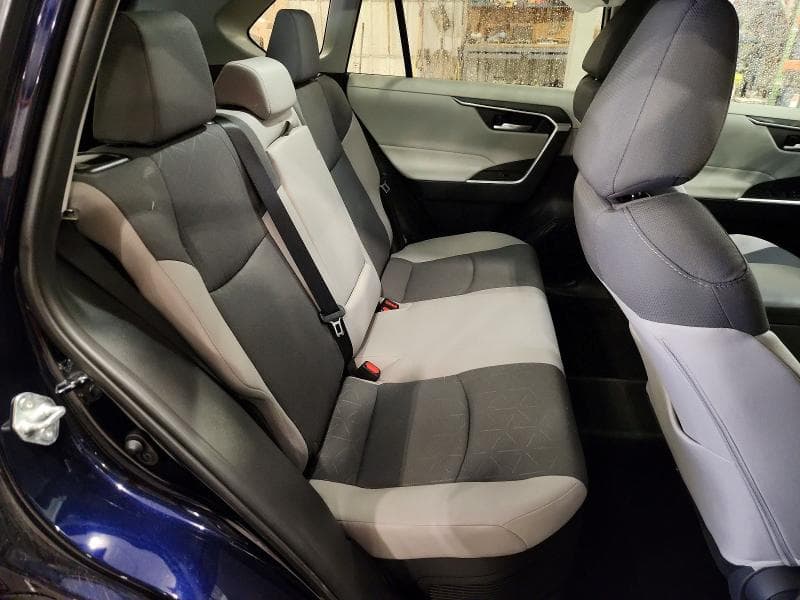 2025 TOYOTA RAV4 HYBRID XLE 11