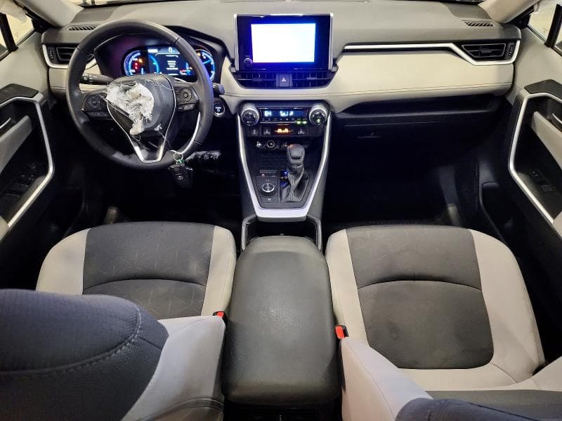 2025 TOYOTA RAV4 HYBRID XLE 8