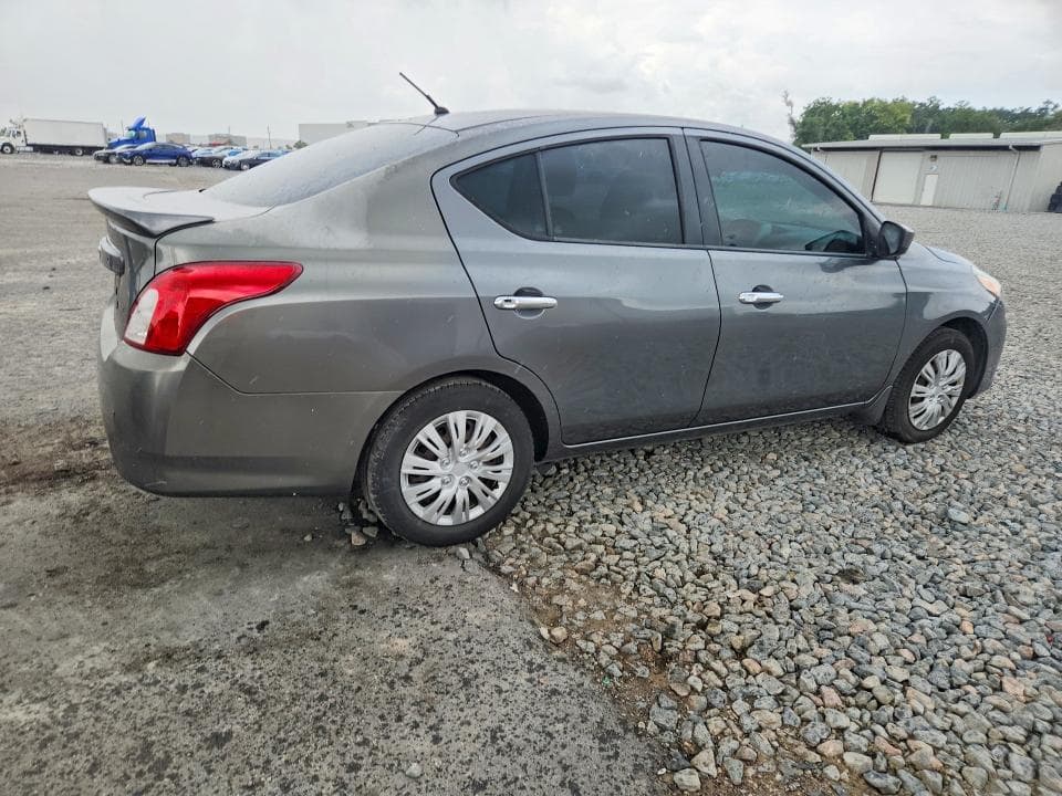 2017 NISSAN VERSA 1.6 SV 3