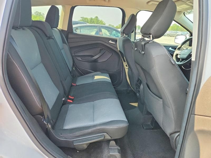 2018 FORD ESCAPE SE SE 11