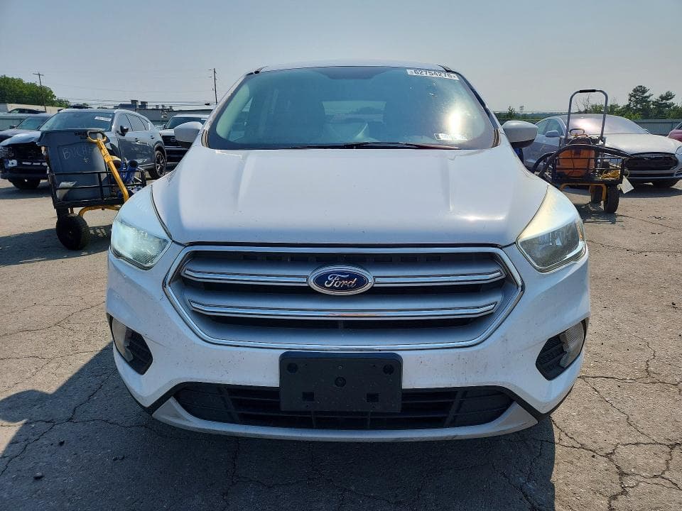 2018 FORD ESCAPE SE SE 5