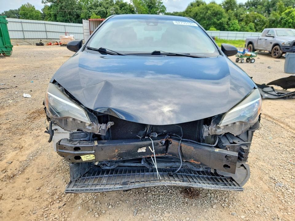 2017 TOYOTA COROLLA LE 5