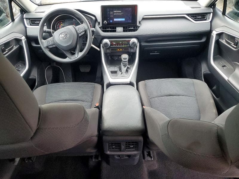 2025 TOYOTA RAV4 LE 8