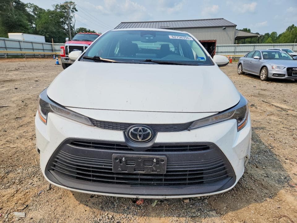 2025 TOYOTA COROLLA LE 5
