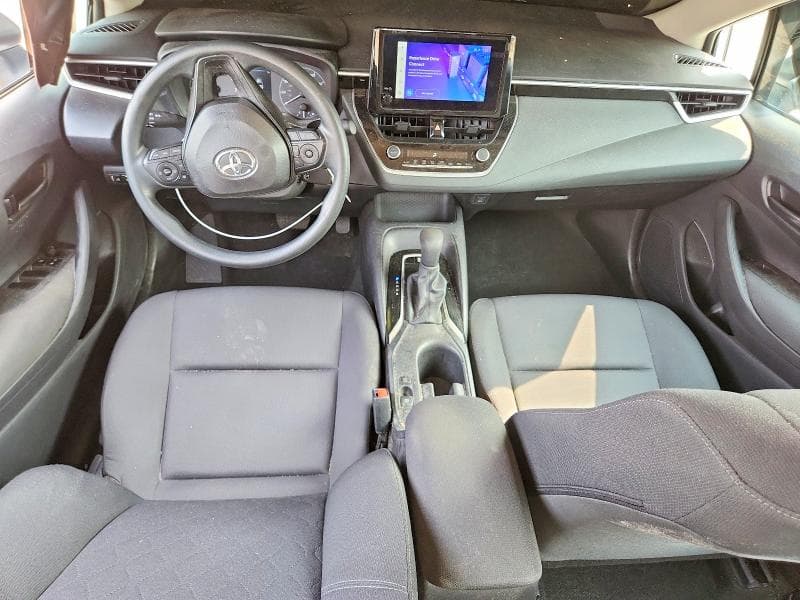 2025 TOYOTA COROLLA LE 8
