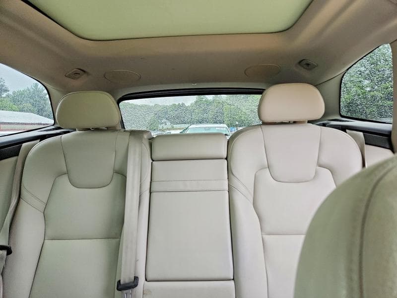 2019 VOLVO XC60 T5 10