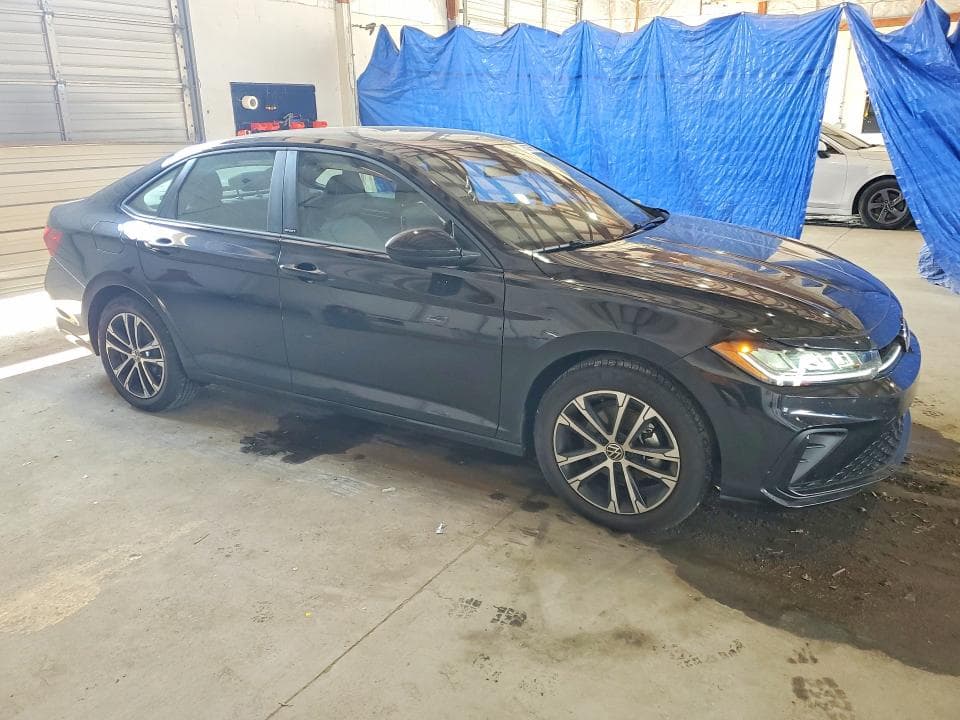 2025 VOLKSWAGEN JETTA SPORT 4