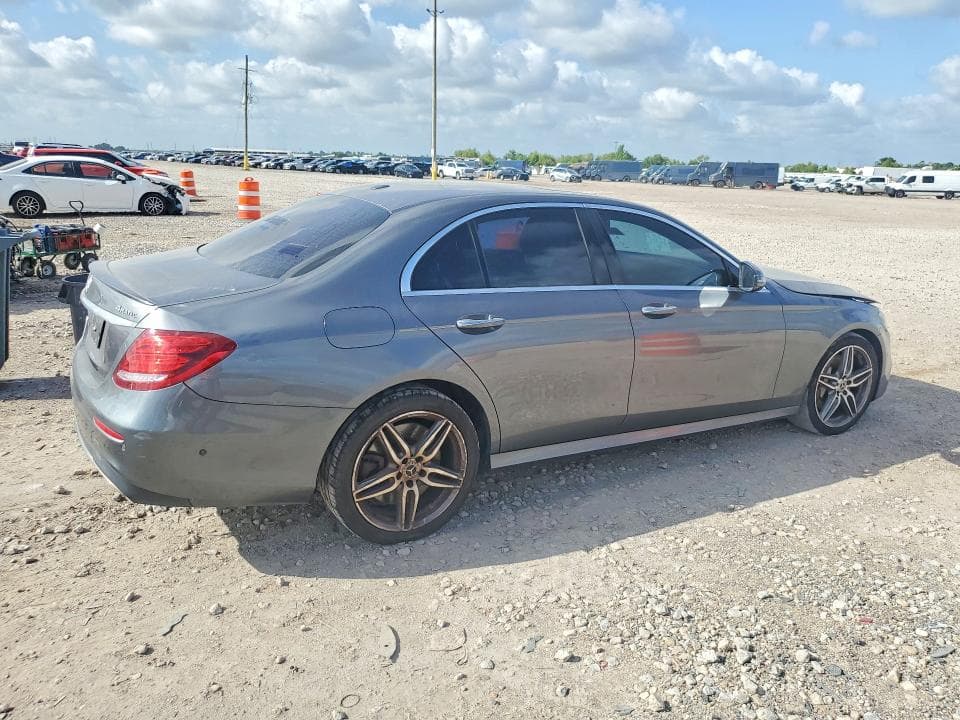 2018 MERCEDES-BENZ E 400 4MATIC 3