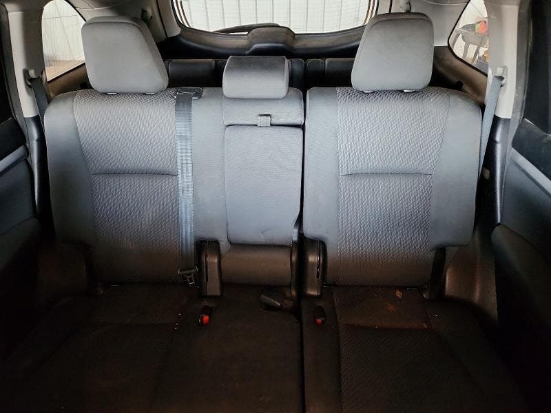 2017 TOYOTA HIGHLANDER LE 10