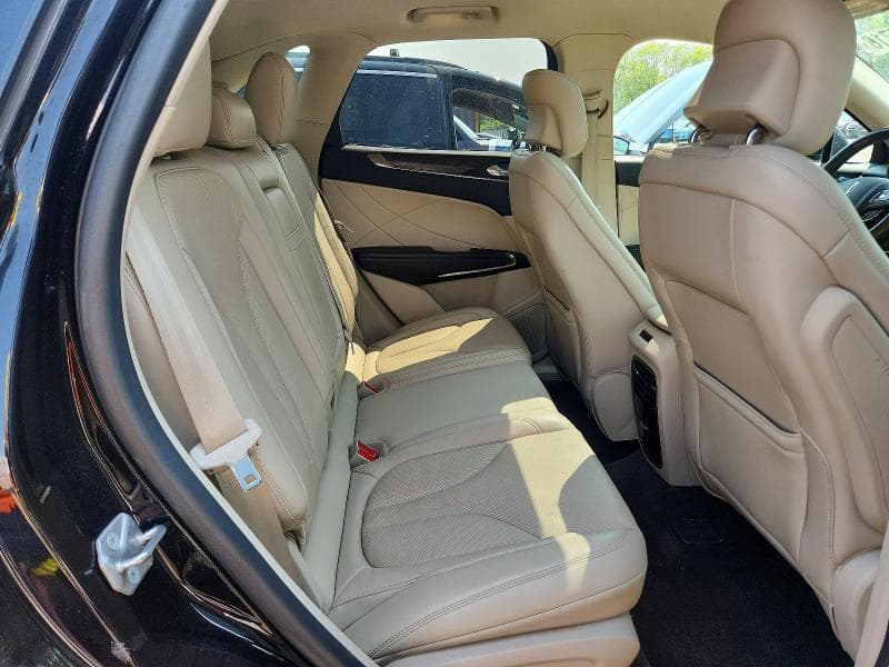 2017 LINCOLN MKC RESERVE 11