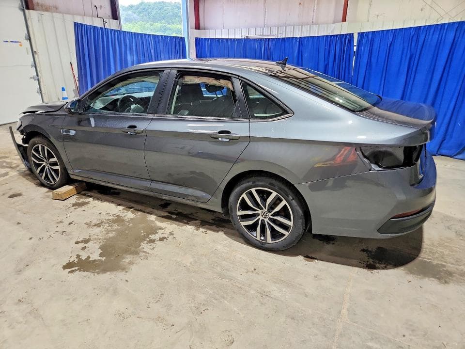2025 VOLKSWAGEN JETTA SE 2