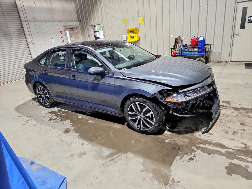 2025 VOLKSWAGEN JETTA SE 4