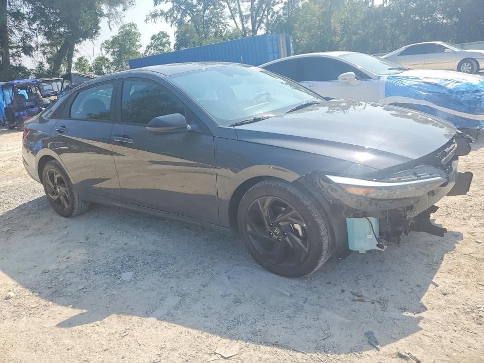 2026 HYUNDAI ELANTRA SEL SPORT 4