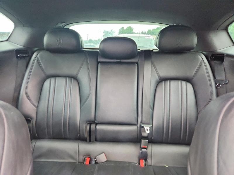2018 MASERATI LEVANTE 10