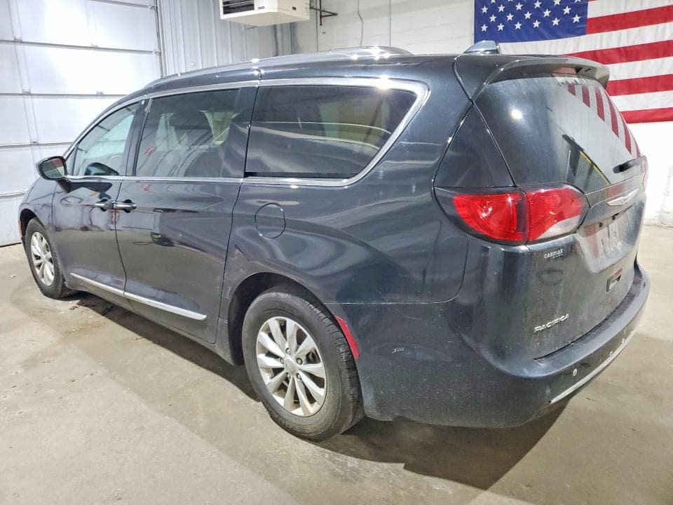 2018 CHRYSLER PACIFICA TOURING L 2