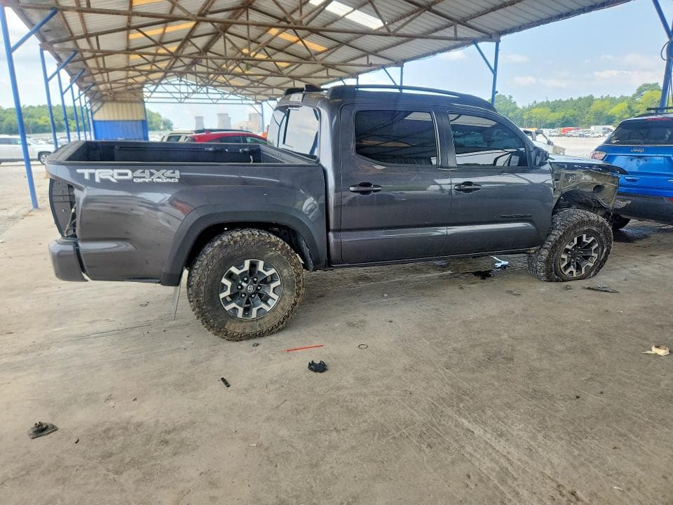 2017 TOYOTA TACOMA TRD OFF-ROAD 3