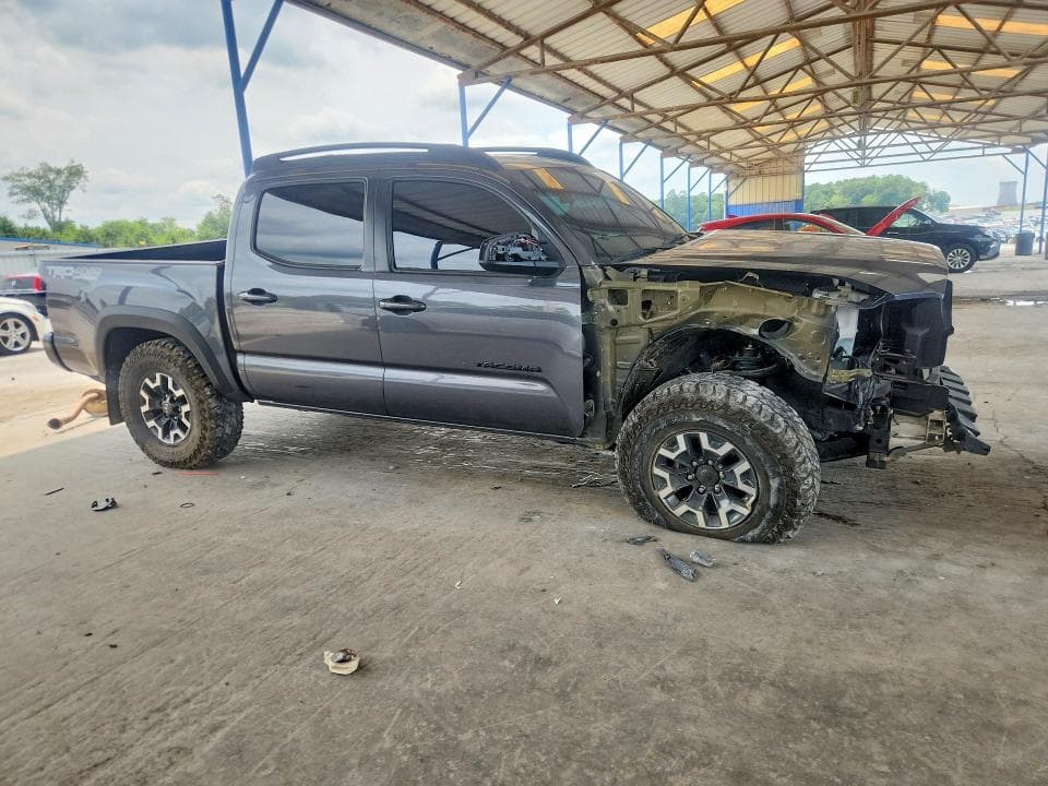 2017 TOYOTA TACOMA TRD OFF-ROAD 4