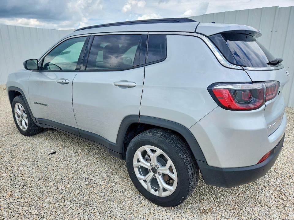 2025 JEEP COMPASS LATITUDE 2