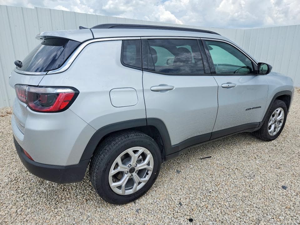 2025 JEEP COMPASS LATITUDE 3