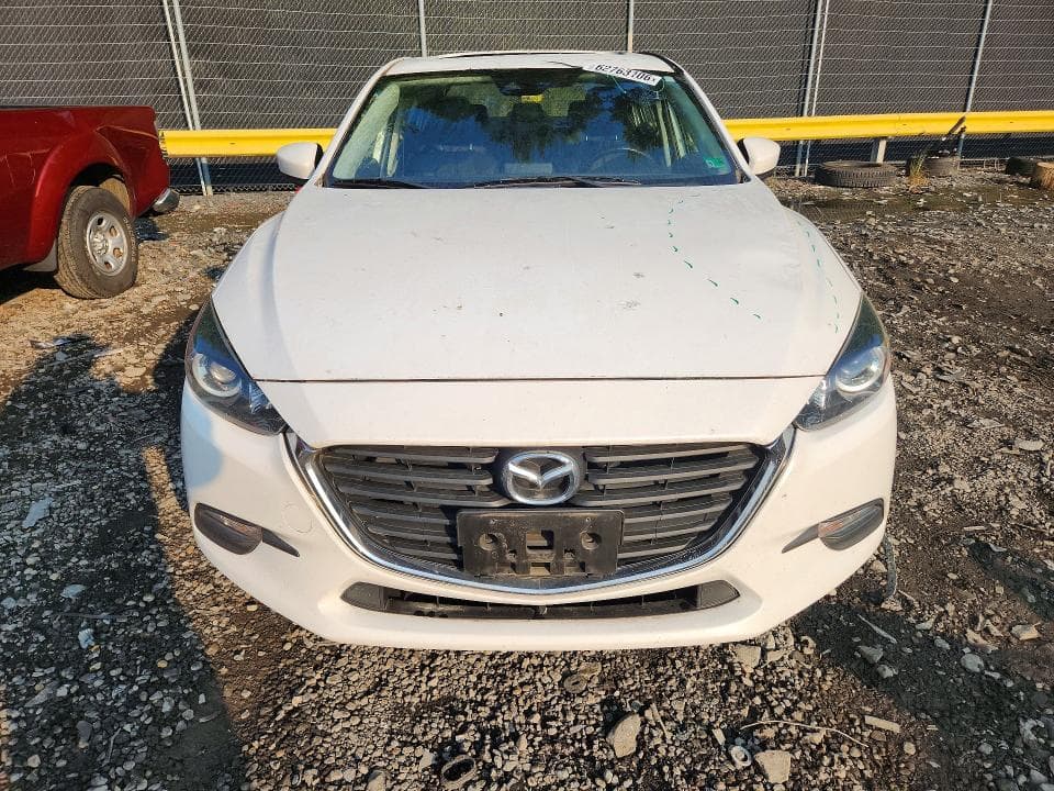 2018 MAZDA 3 TOURING 5
