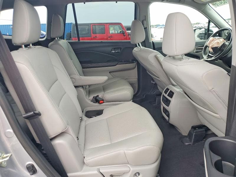 2017 HONDA PILOT ELITE 11