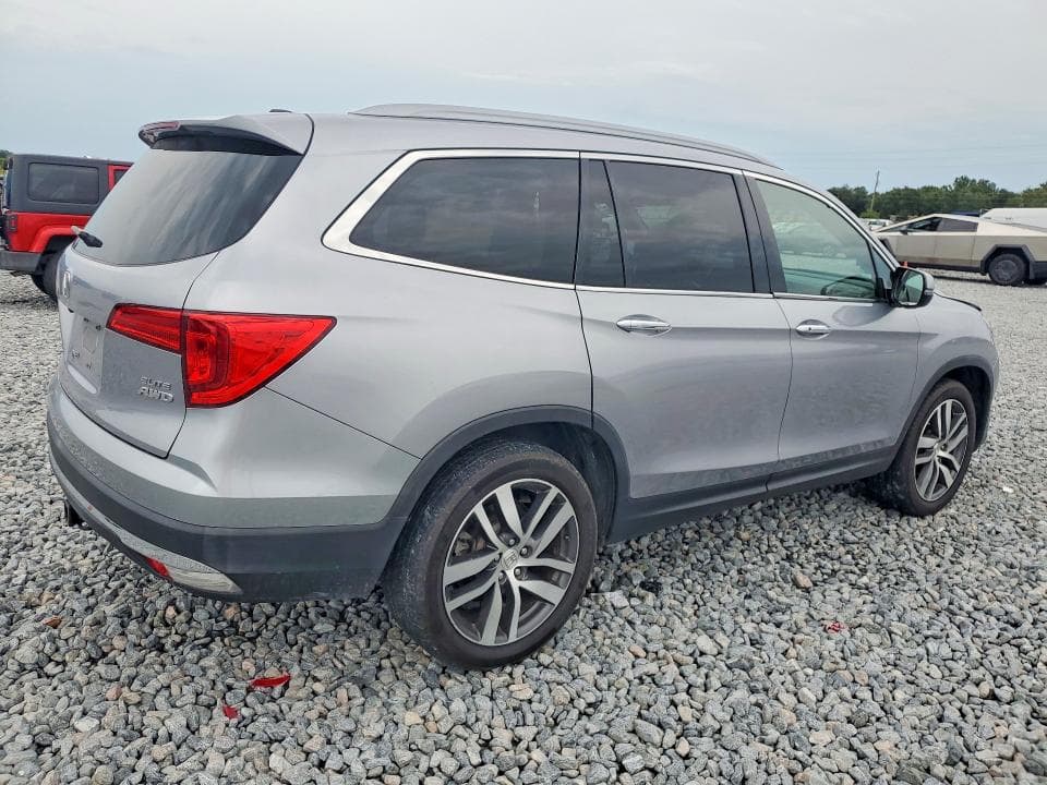 2017 HONDA PILOT ELITE 3