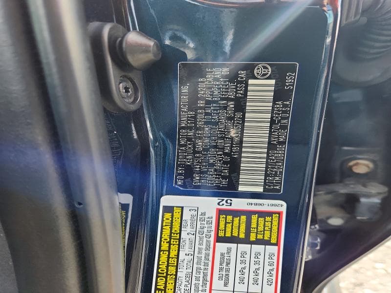 2018 TOYOTA CAMRY SE 12
