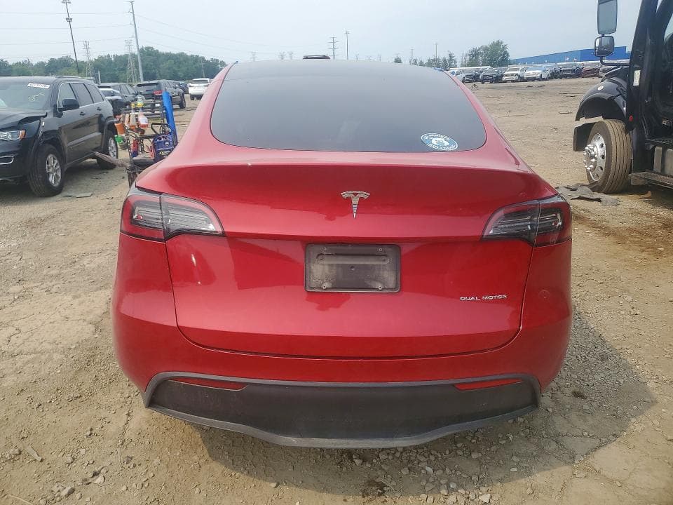 2023 TESLA MODEL Y 6