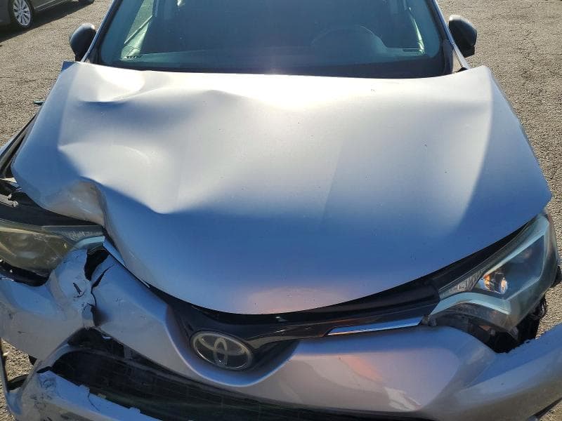 2018 TOYOTA RAV4 LE 12