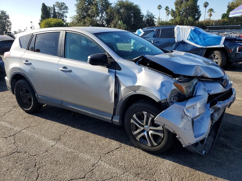 2018 TOYOTA RAV4 LE 4