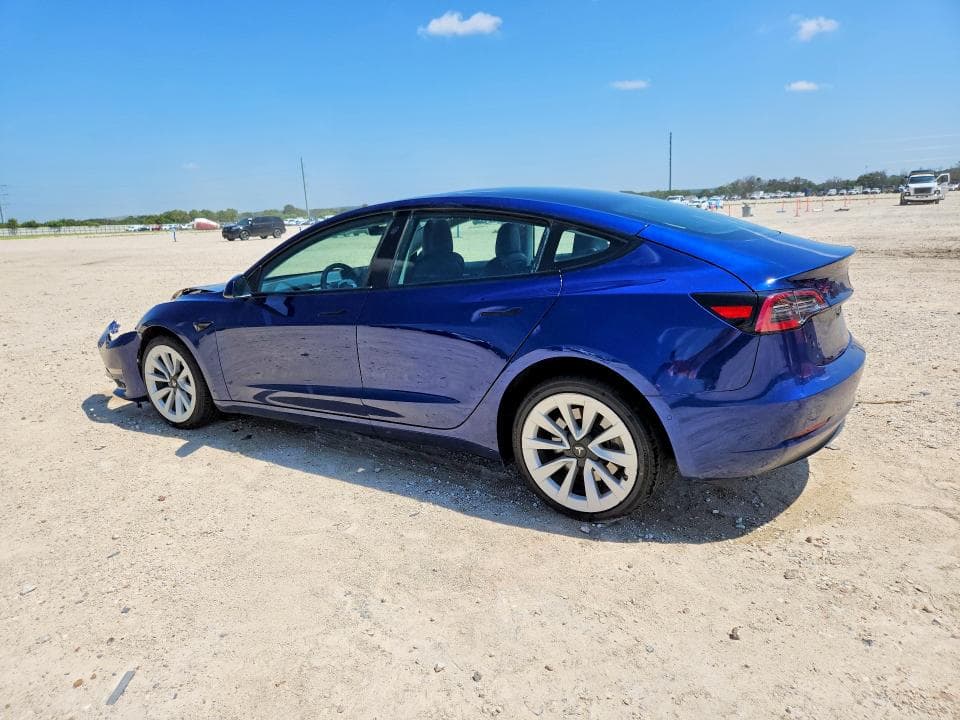 2022 TESLA MODEL 3 2
