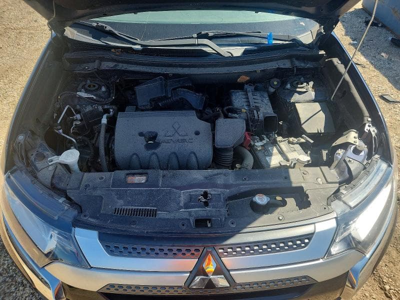 2019 MITSUBISHI OUTLANDER SE 12