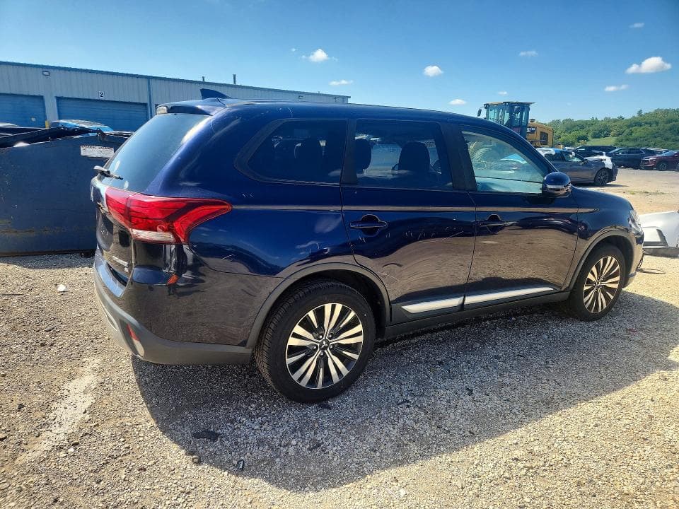 2019 MITSUBISHI OUTLANDER SE 3