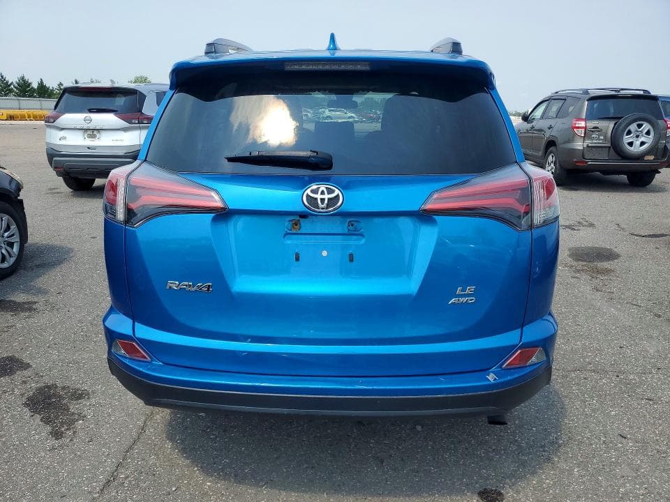 2018 TOYOTA RAV4 LE 6