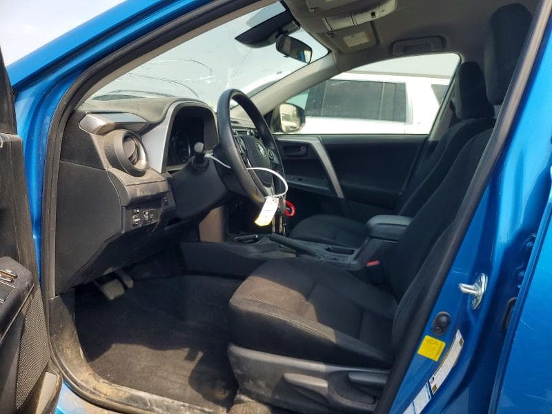 2018 TOYOTA RAV4 LE 7