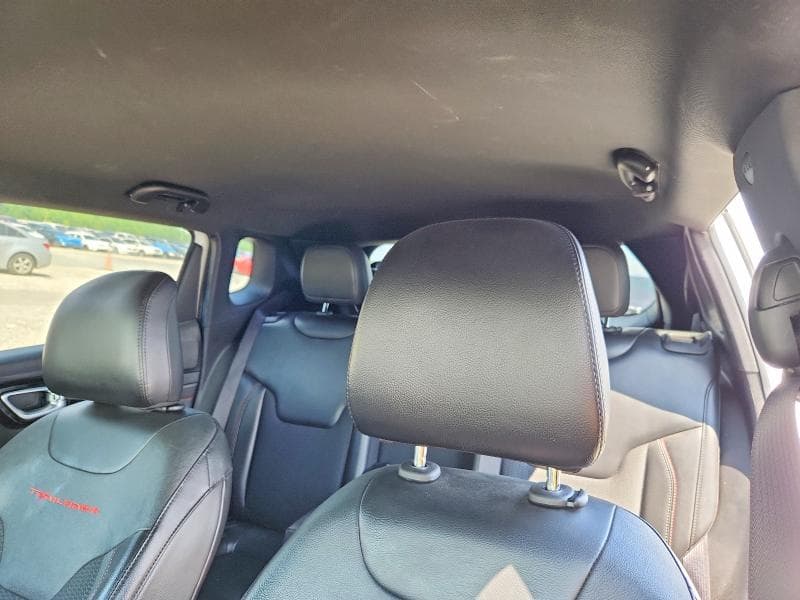2023 JEEP COMPASS TRAILHAWK 10