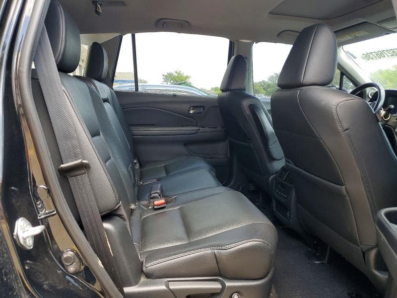 2021 HONDA PILOT SE 11