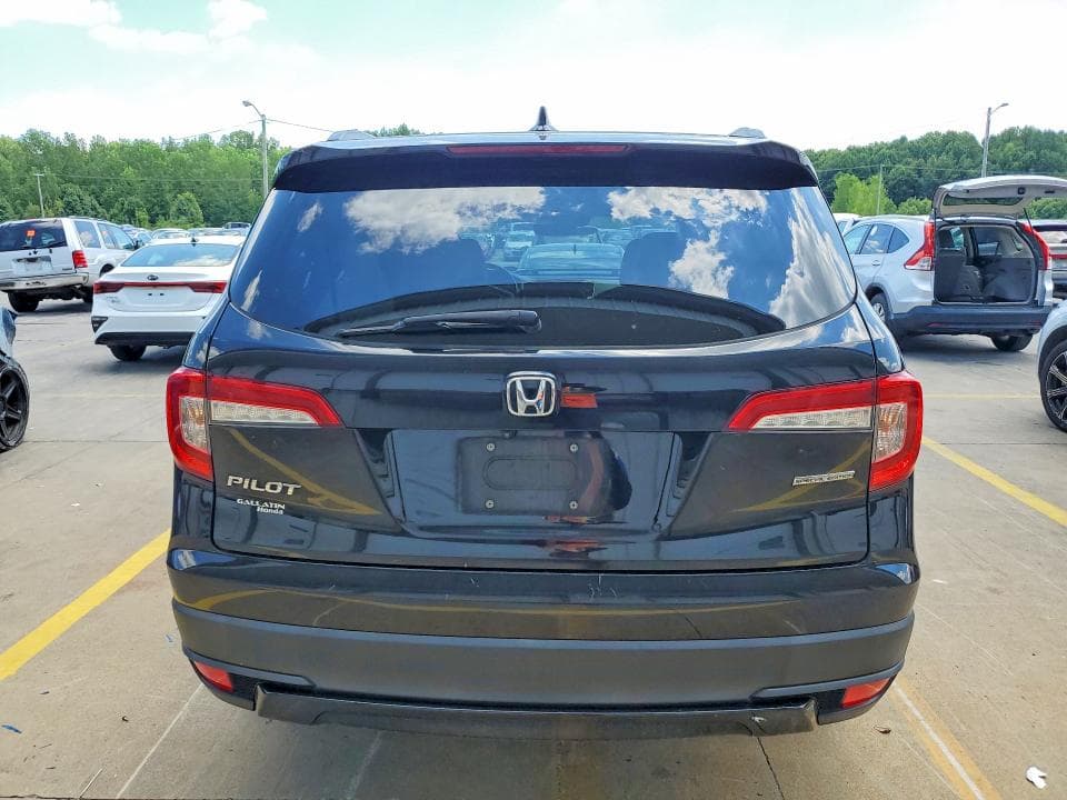2021 HONDA PILOT SE 6