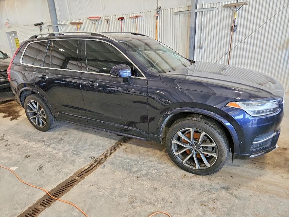 2017 VOLVO XC90 T6 4