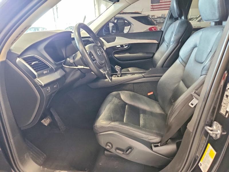 2017 VOLVO XC90 T6 7