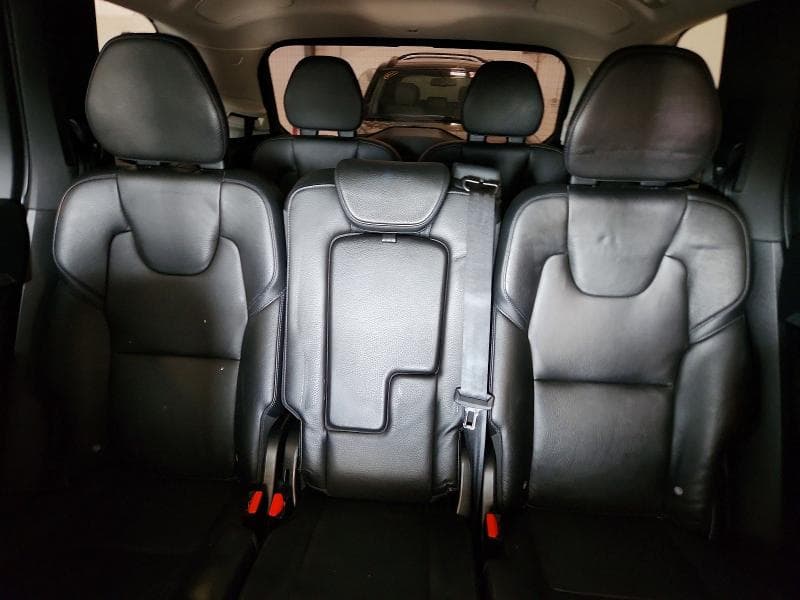 2017 VOLVO XC90 T6 10