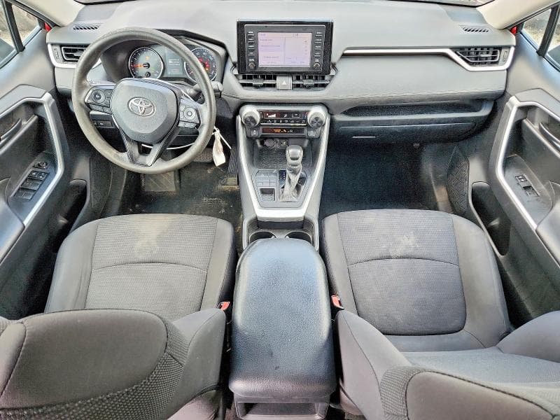 2019 TOYOTA RAV4 LE 8