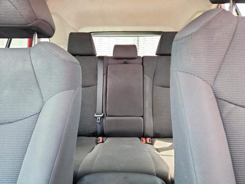 2019 TOYOTA RAV4 LE 10