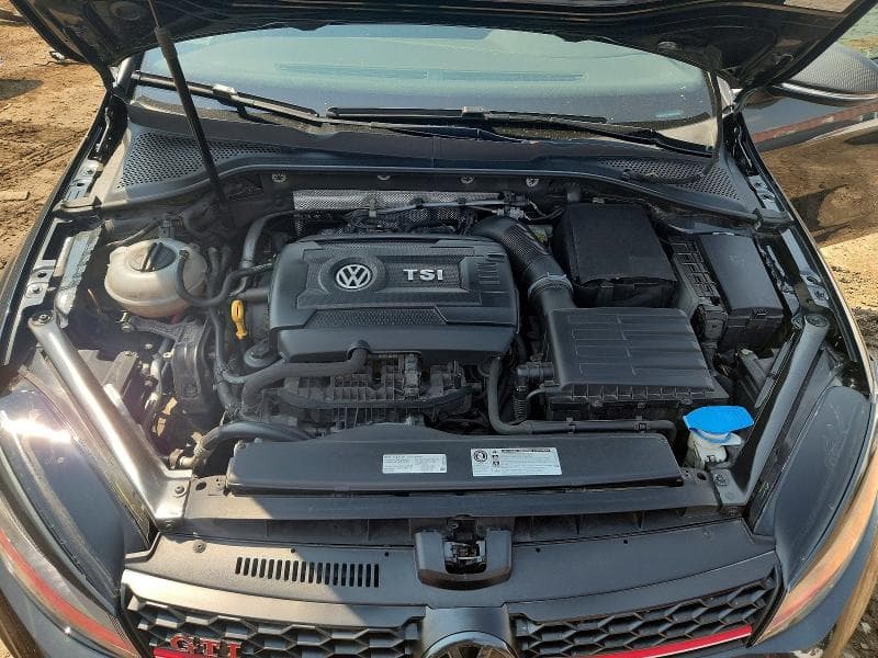 2017 VOLKSWAGEN GTI S/SE 11