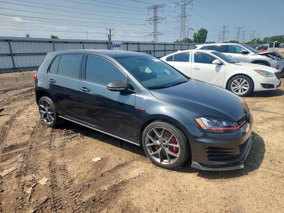 2017 VOLKSWAGEN GTI S/SE 4