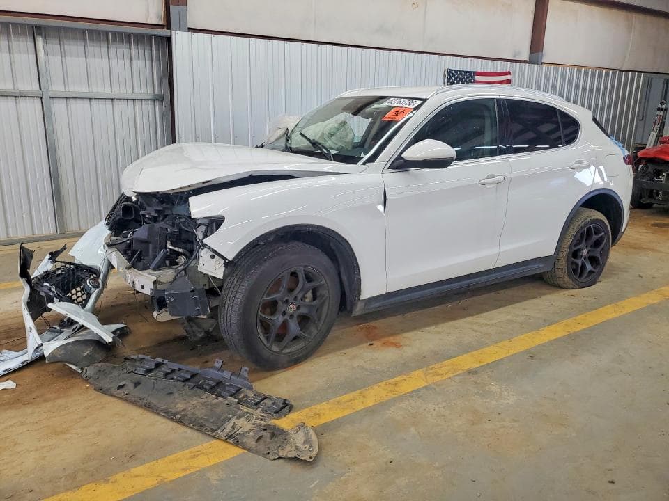 2019 ALFA ROMEO STELVIO - 1