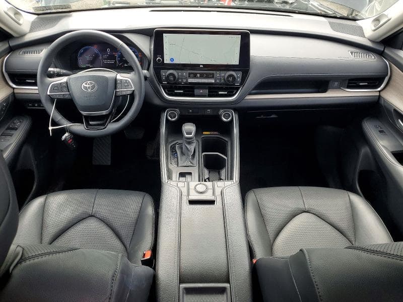 2026 TOYOTA GRAND HIGHLANDER HYBRID LIMITED 8