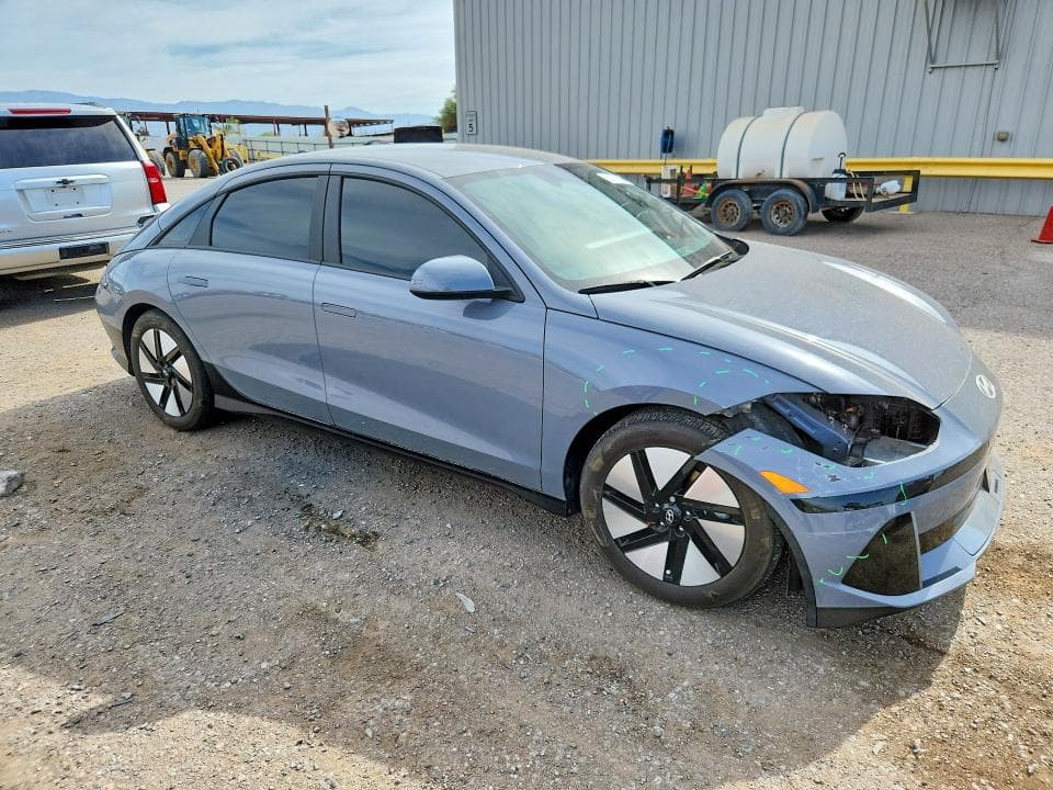 2023 HYUNDAI IONIQ 6 SE 4