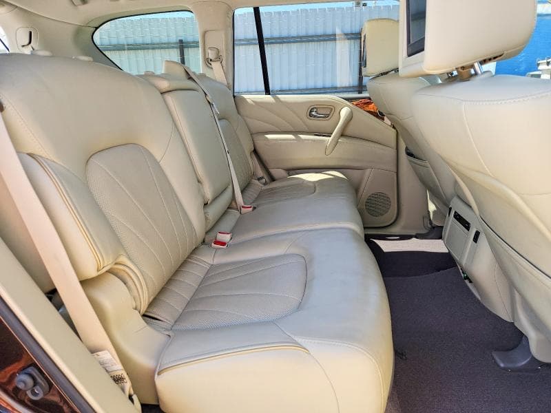 2017 INFINITI QX80 BASE 11