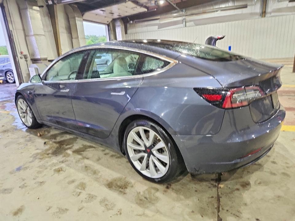 2020 TESLA MODEL 3 2